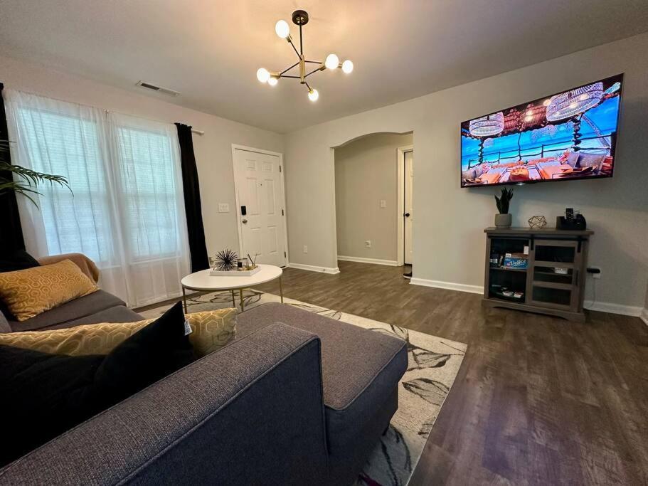 Cozy And Luxury Home Raleigh Dış mekan fotoğraf
